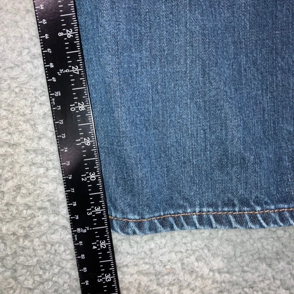 Levis 505 Straight Fit Jeans Mens 38x32 Blue Streetwear Classic Medium Wash